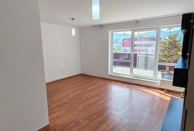 Apartament cu 3 camere decomandat, mobilat în Avantgarden
