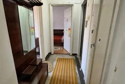 Apartament cu 3 camere semidecomandat în Central - 4