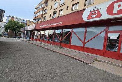 Spațiu comercial, de 440 mp, în 9 Mai - 2
