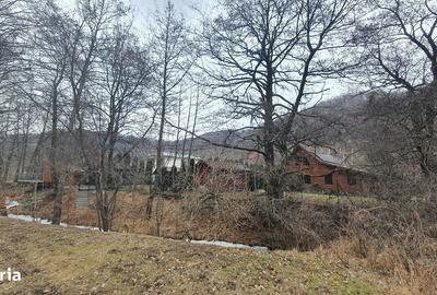 Teren de 2800 mp, în Sovata - 5