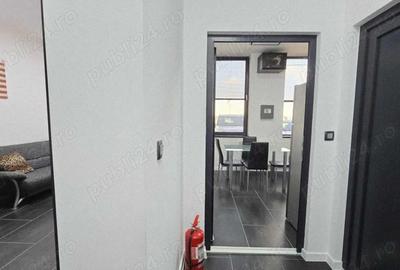 Spațiu comercial, de 585 mp, în Central - 10