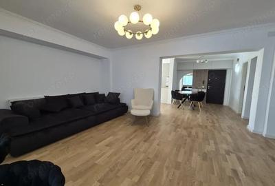 Apartament cu 3 camere decomandat în Central - 2