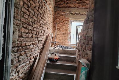 Casa 3 camere renovata zona Sprenghi - 13
