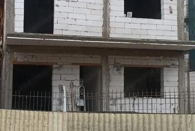 Casă cu 4 camere cu Teren 200 Mp în Kamsas - 2