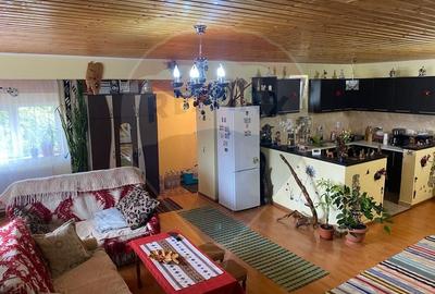 Apartament in Vila, 3 Camere, Codlea - Zona Linistita, Acces la Curte" - 5