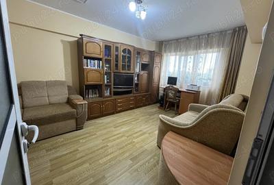 Vanzare apartament 2 camere, Micro 20, 54 mp ,etaj 4 din 8, imbunatatit .Pret 69000 euro pers.fizica - 3