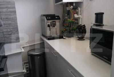 Apartament de vanzare, cu 2 camere, 29 mp, zona Dacia - 12