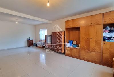 Casă cu 5 camere cu Teren 200 Mp în Mehala - 13
