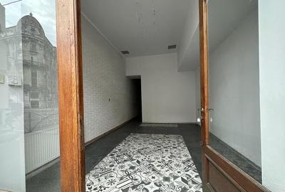 Zona Ultracentrala Universitate 44mp trafic pietonal intens - 5