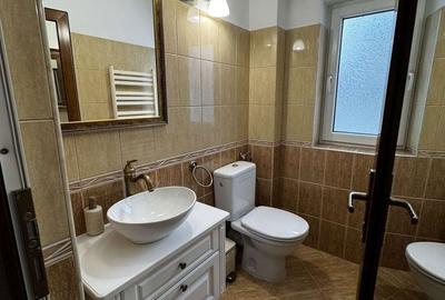 Casă cu 5 camere cu Teren 436 Mp în Micești - 5