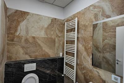 Spațiu comercial, de 417 mp, în Central - 16
