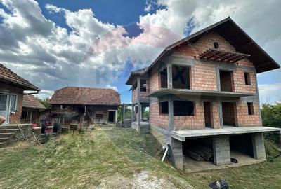 CASA cu PRIVELISTE- Somcuta - 2