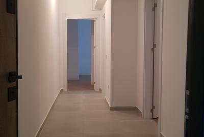 Vanzare apartament 2 camere, 2 bai, centrala proprie, parcare, sector 4 Hornbach - 4