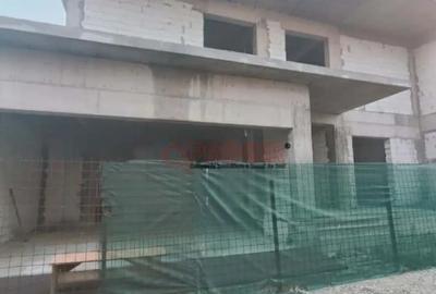 Casă cu 7 camere cu Teren 670 Mp în Metalurgiei - 5