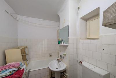 Apartament cu 2 camere decomandat în B-dul București