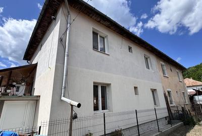 Apartament cu 2 camere decomandat în Băi - 3