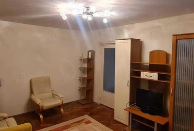 Apartament cu 3 camere semidecomandat în Olimpia-Stadion - 1