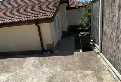 Zona Lipovei, Casa parter, 4 camere, 2 bai, 2 bucatarii, chirie 1000 euro pe luna - 34