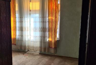 Apartament 3 camere 80,40 mp decomandat Vila veche tip bloc - 6