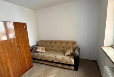 Apartament cu 3 camere decomandat în Calea București - 2