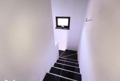 Casă cu 5 camere cu Teren 295 Mp în Central - 6