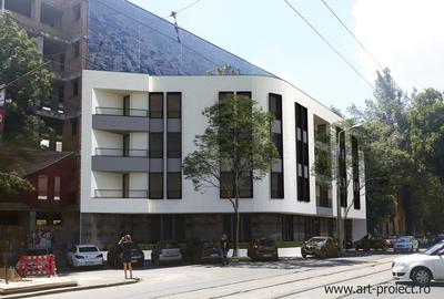 Central,Vand / Închiriez  spațiu Comercial/Birouri  P+3l , Bd Ferdinand  nr 52 - 2