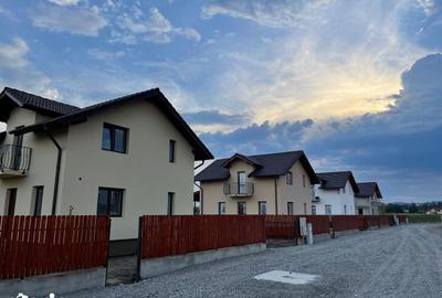 Casă cu 4 camere cu Teren 402 Mp în Central - 19