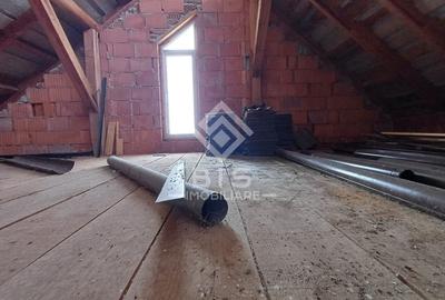 Casă individuală cu 5 camere cu Canalizare în Exterior Sud - 18