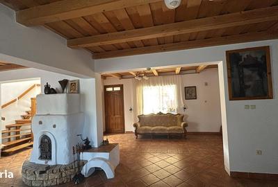Casă individuală cu 5 camere cu Canalizare în Titulescu - 5