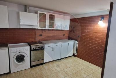 Casa / Vila cu 4 camere de vanzare in zona Central Oras Buhusi - 19