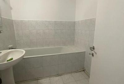 Apartament cu 3 camere decomandat în Central - 3