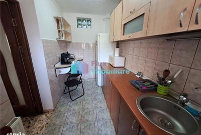 Apartament cu 3 camere decomandat în George Enescu - 12