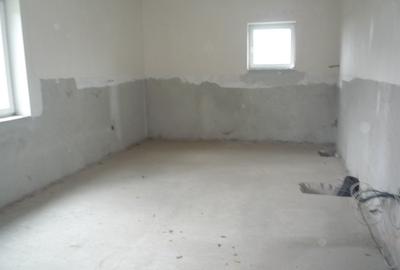 Casă cu 5 camere cu Teren 1250 Mp în Central - 11