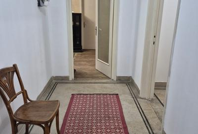 Piata Romana, B-dul Magheru - 4