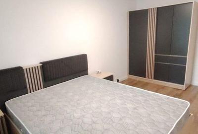 Apartament cu 2 camere semidecomandat, mobilat în Podu Roș - 1