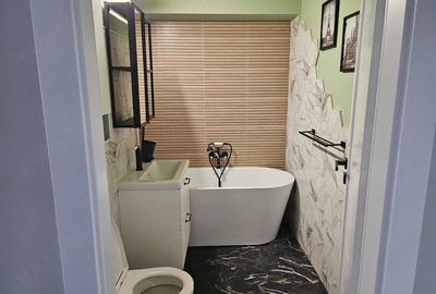 Apartament cu 3 camere decomandat în Central - 7
