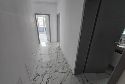 Apartament cu 3 camere decomandat în Girocului - 3