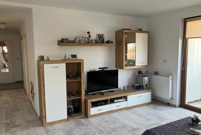 Apartament cu 3 camere - Calea Urseni langa Profi - 1