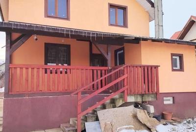 Casă individuală cu 5 camere cu Teren 780 Mp în Sărata (Sărata) - 1