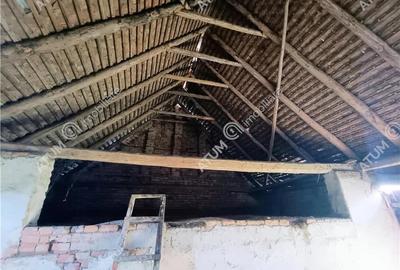 Casa cu 4 camere si 1650 mp teren in Porumbacu de Jos jud Sibiu - 25