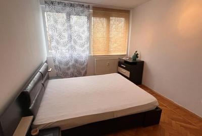 Apartament cu 3 camere semidecomandat în Basarabia