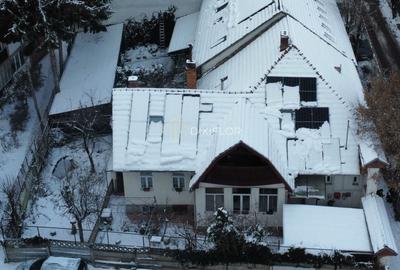 Casă individuală cu 6 camere cu Canalizare în Semicentral - 2