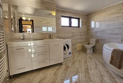 Casă cu 4 camere cu Teren 490 Mp în Central - 14