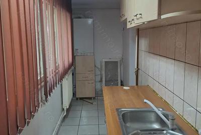 Apartament cu 2 camere decomandat în Bârlad - 10