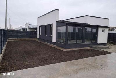 Casă cu 3 camere în 1 Decembrie - 3