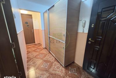 Apartament cu 2 camere decomandat în Crângași