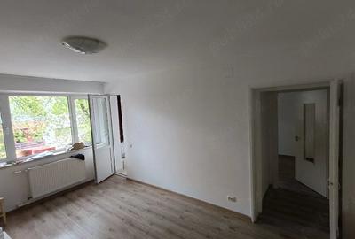 Apartament cu 3 camere semidecomandat în Crângași - 5