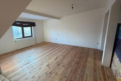 Casă individuală cu 5 camere cu Canalizare în Pantelimon - 10