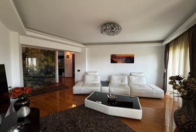 Apartament cu 3 camere semidecomandat în P-ța Unirii - 21