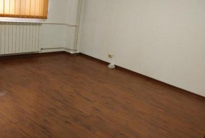 Garsonieră decomandată în Timpuri Noi - 1